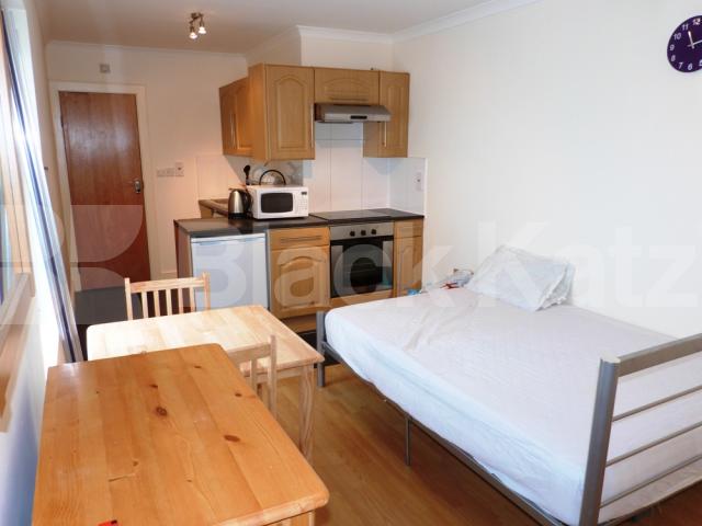 			1 Bedroom, 1 bath, 1 reception Flat			 Hornsey Lane, HIGHGATE