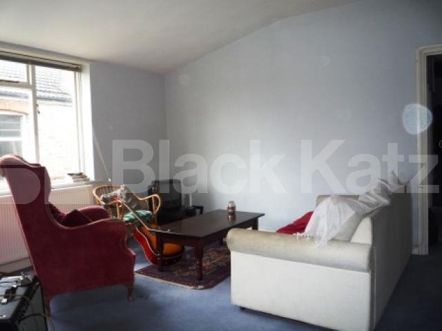 			3 Bedroom, 1 bath, 1 reception Flat			 Crescent road, ALEXANDRA PALACE