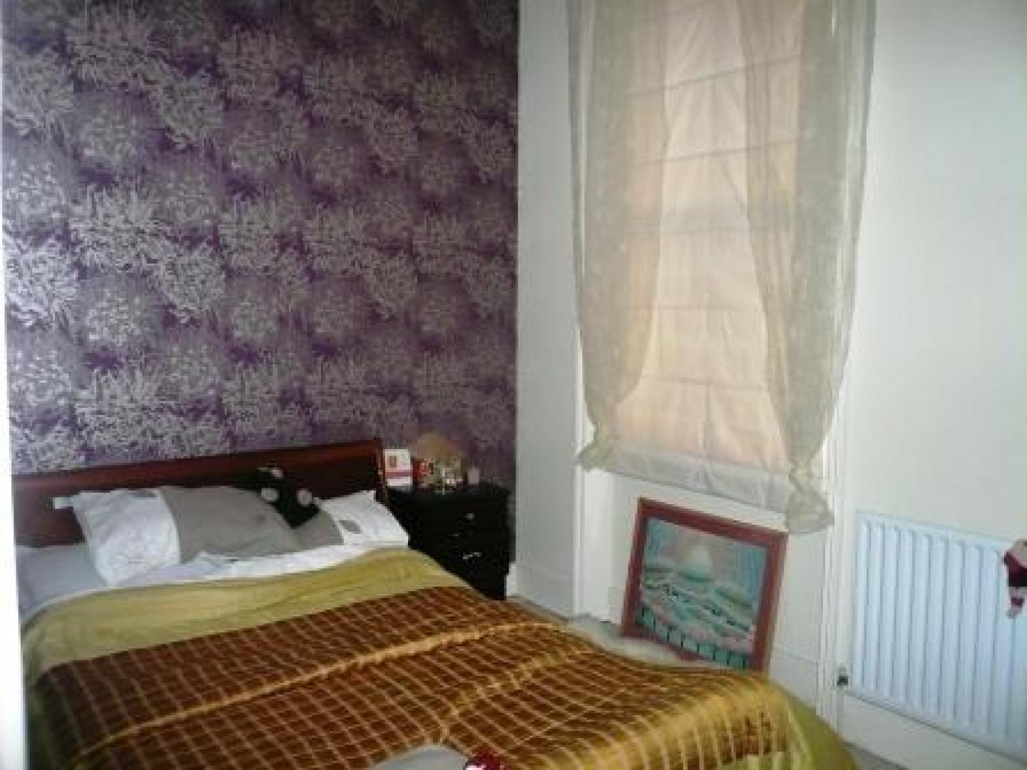 			NEW INSTRUCTION, 2 Bedroom, 1 bath, 1 reception Flat			 Harvist Road, QUEENS PARK