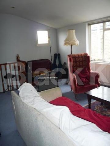 			3 Bedroom, 1 bath, 1 reception Flat			 Crescent road, ALEXANDRA PALACE