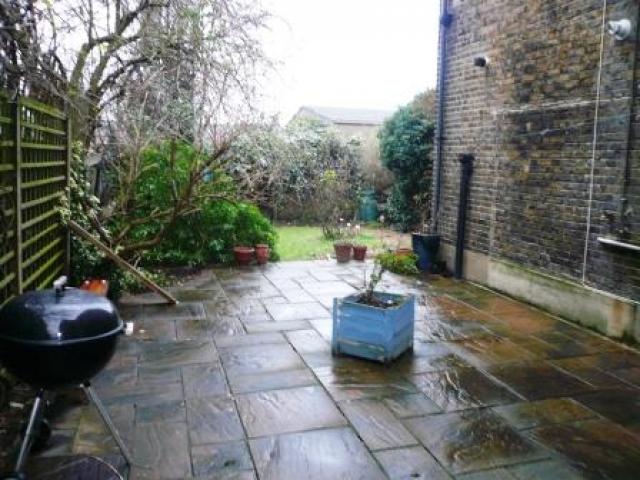 			NEW INSTRUCTION, 2 Bedroom, 1 bath, 1 reception Flat			 Harvist Road, QUEENS PARK