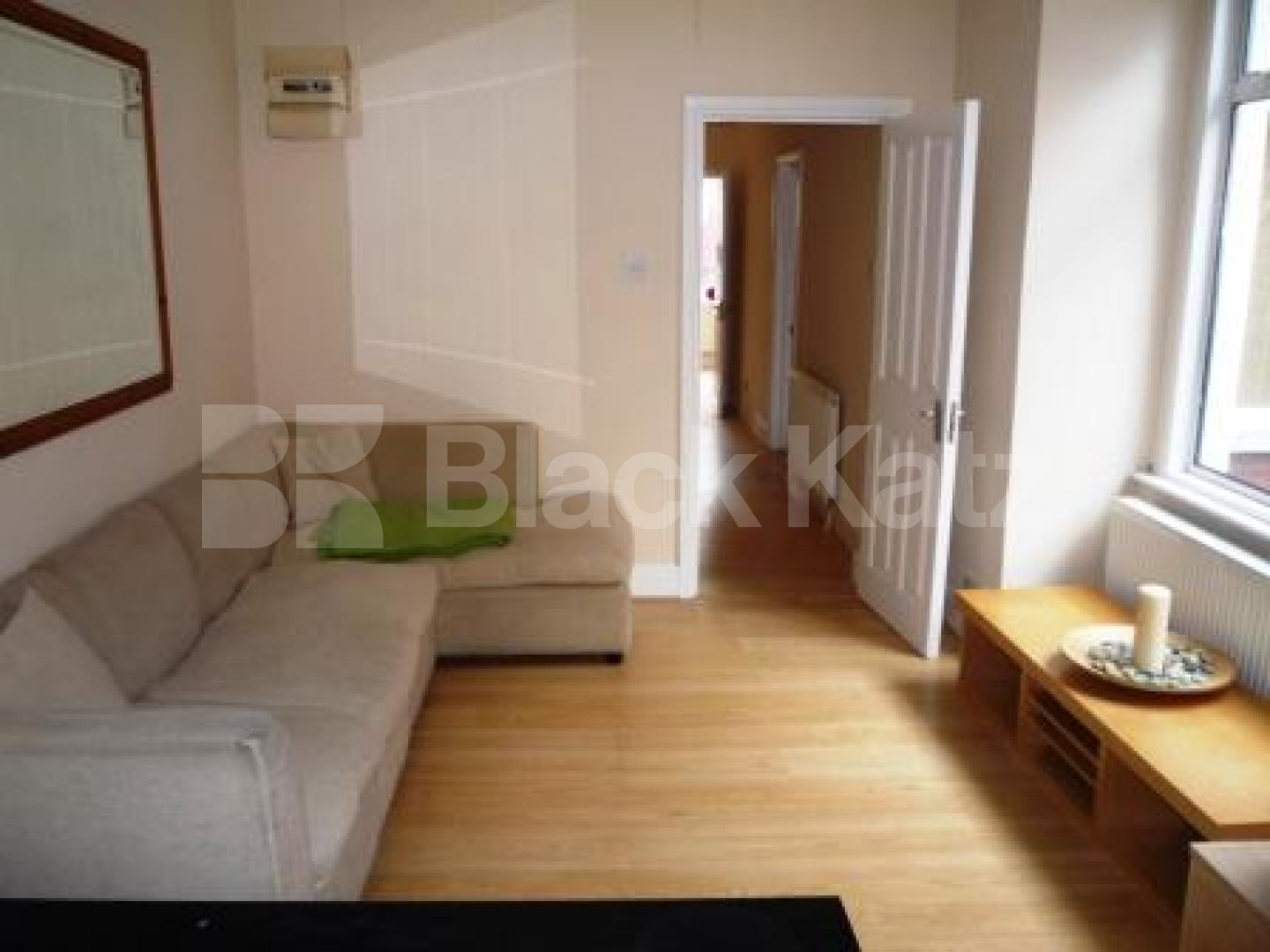 			Garden Flat! Inclusive of Council Tax!, 2 Bedroom, 1 bath, 1 reception Ground Floor Flat			 St Margarets Avenue, TURNPIKE LANE