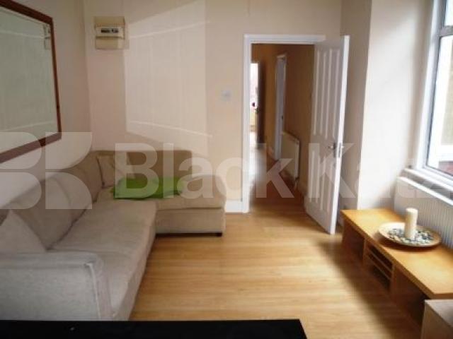 			Garden Flat! Inclusive of Council Tax!, 2 Bedroom, 1 bath, 1 reception Ground Floor Flat			 St Margarets Avenue, TURNPIKE LANE
