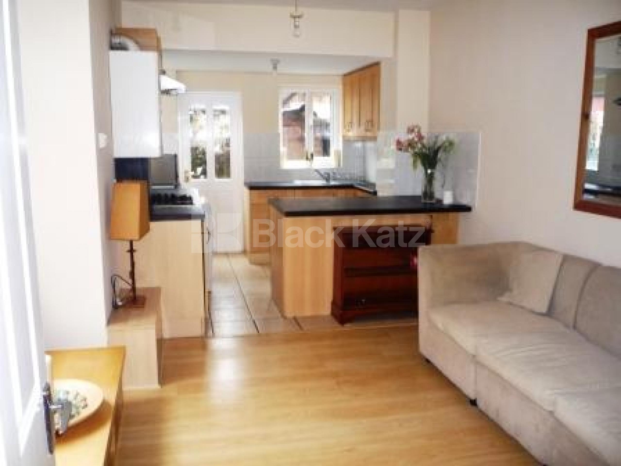 			Garden Flat! Inclusive of Council Tax!, 2 Bedroom, 1 bath, 1 reception Ground Floor Flat			 St Margarets Avenue, TURNPIKE LANE N15