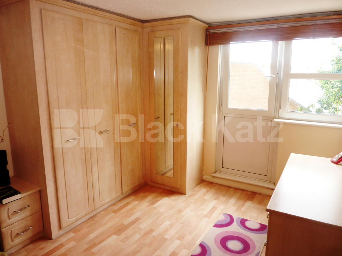 			Available now, 1 Bedroom, 1 bath, 1 reception Flat			 McKenzie road, Caledonian road 