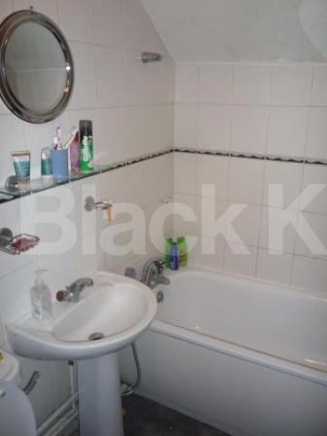 			2 Bedroom, 1 bath, 1 reception Ground Floor Flat			 Ballards Lane, North Finchley