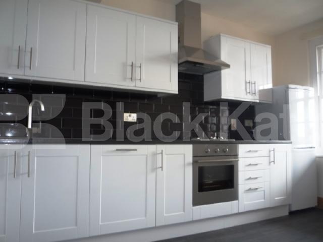 			INCLUDING HEATING AND HOT WATER!, 2 Bedroom, 1 bath, 1 reception Flat			 Crouch Hill, CROUCH END