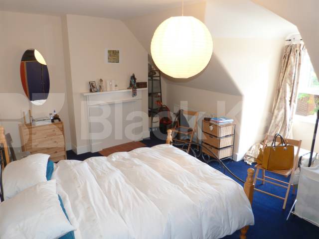 			Beautiful Top floor Apartment !, 1 Bedroom, 1 bath, 1 reception Flat			 Weston Park, Crouch End