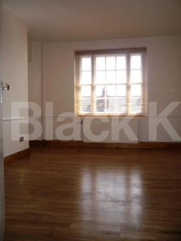 			INCLUDING HEATING AND HOT WATER!, 2 Bedroom, 1 bath, 1 reception Flat			 Crouch Hill, CROUCH END