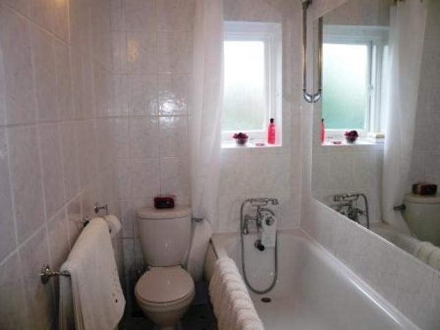 			1 Bedroom, 1 bath, 1 reception Flat			 Fordwych Road, WEST HAMPSTEAD