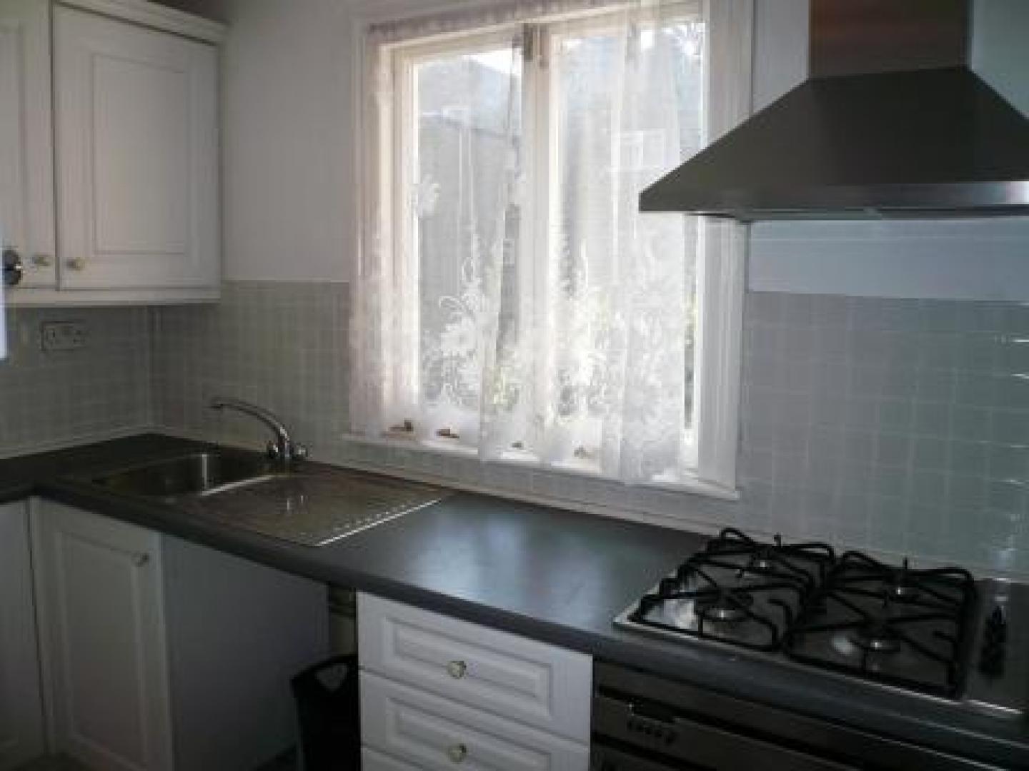 			1 Bedroom, 1 bath, 1 reception Flat			 Ashmore Road, MAIDA VALE