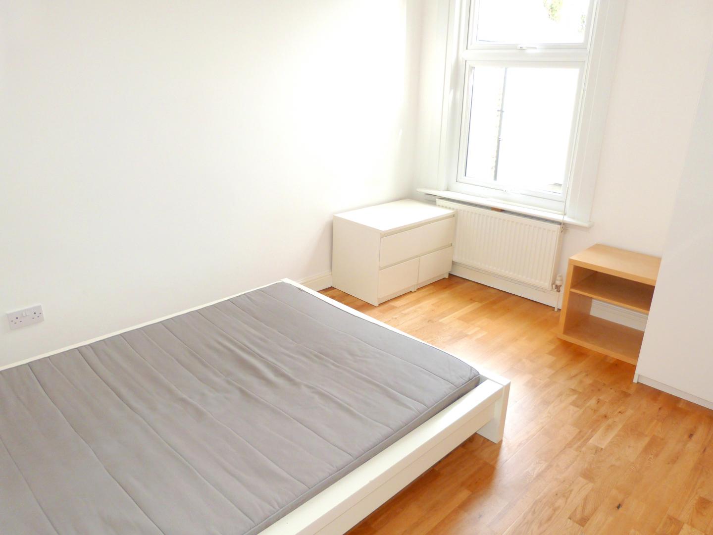 			NEW INSTRUCTION, 3 Bedroom, 1 bath, 1 reception Flat			 Mortimer Road, KENSAL GREEN NW10