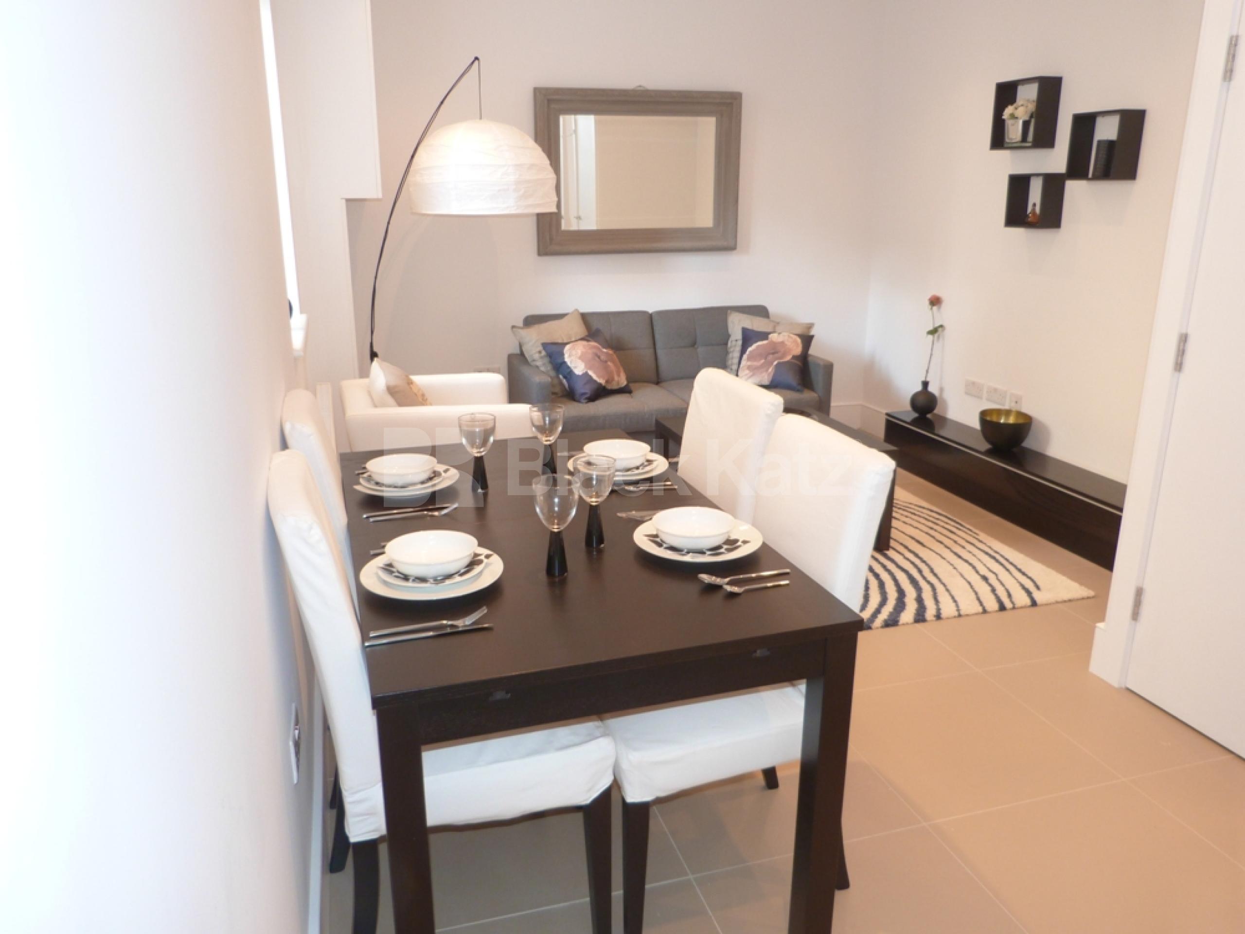 			2 Bedroom, 1 bath, 1 reception Maisonette			 Tottenham Lane, Crouch End N8