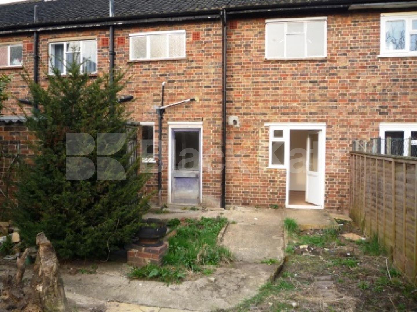 			3 Bedroom, 1 bath, 1 reception House			 Colney Hatch Lane, MUSWELL HILL