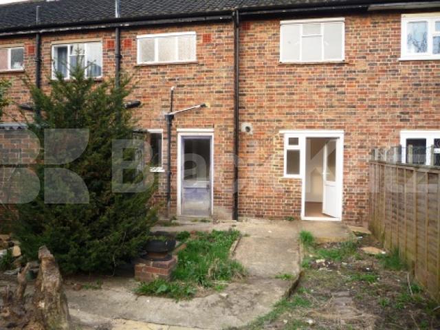 			3 Bedroom, 1 bath, 1 reception House			 Colney Hatch Lane, MUSWELL HILL