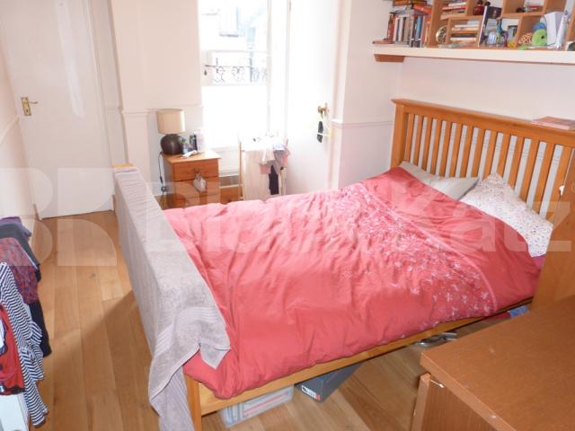 			Includes Council Tax & Water!, 1 Bedroom, 1 bath, 1 reception Flat			 The Broadway, CROUCH END BROADWAY