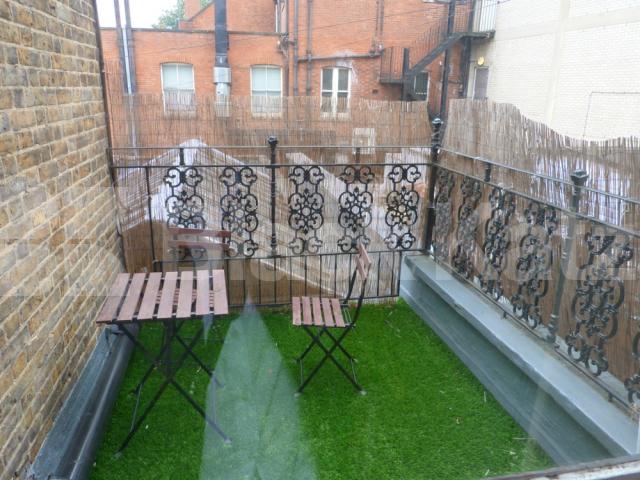 			Includes Council Tax & Water!, 1 Bedroom, 1 bath, 1 reception Flat			 The Broadway, CROUCH END BROADWAY