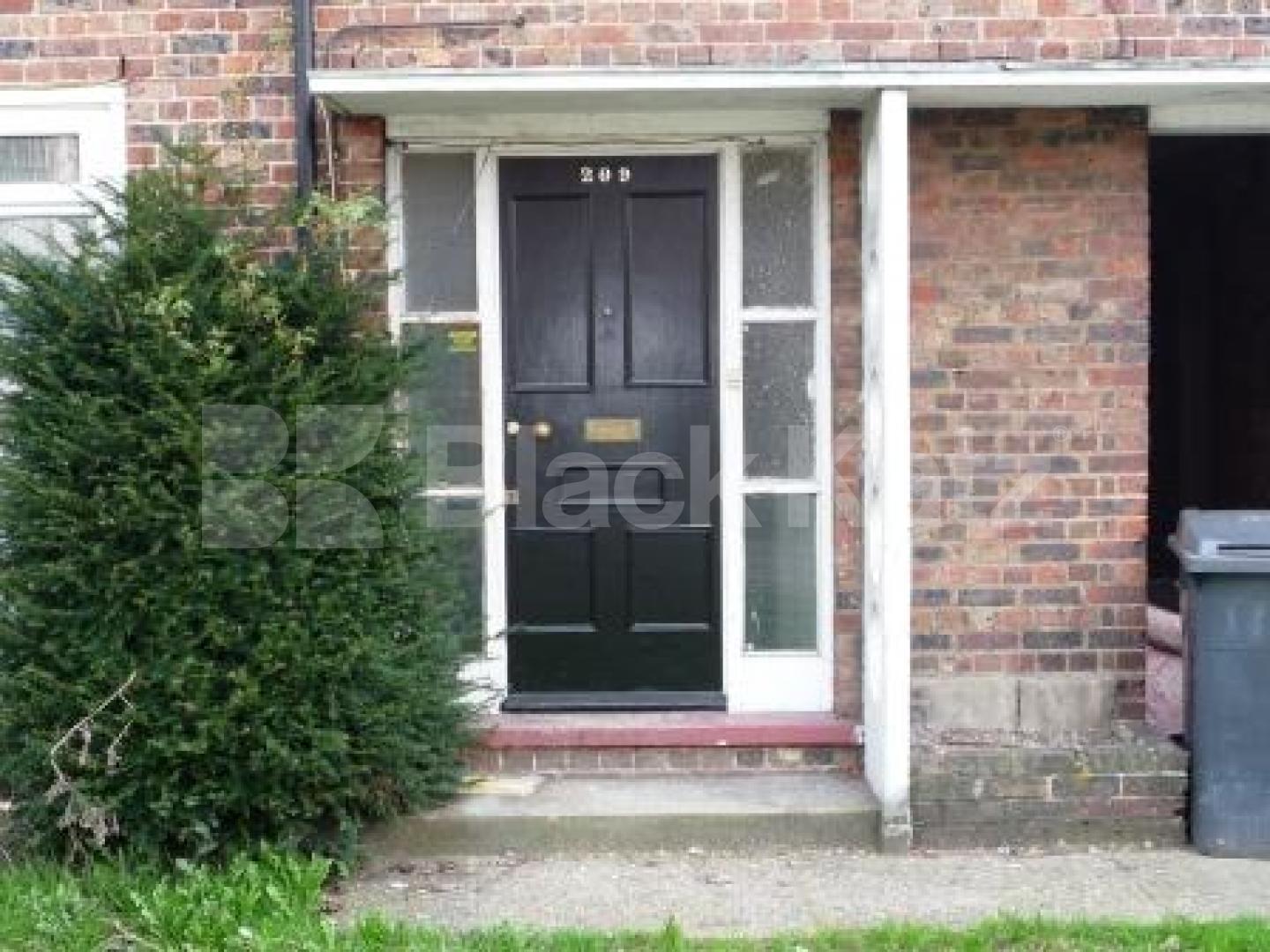 			3 Bedroom, 1 bath, 1 reception House			 Colney Hatch Lane, MUSWELL HILL