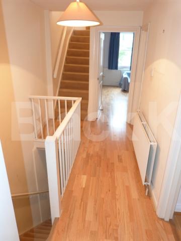 			3 Bedroom, 1 bath, 1 reception Maisonette			 Hornsey High Street, Crouch End