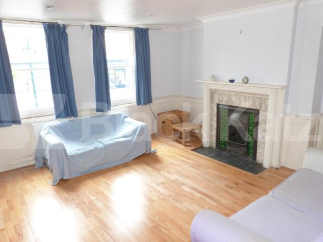 			3 Bedroom, 1 bath, 1 reception Maisonette			 Hornsey High Street, Crouch End