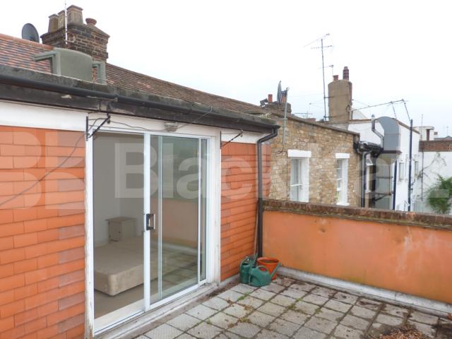 			3 Bedroom, 1 bath, 1 reception Maisonette			 Hornsey High Street, Crouch End