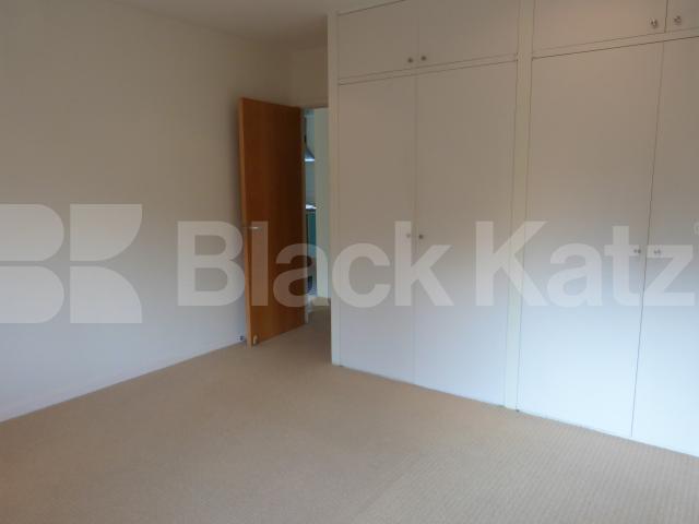 			1 Bedroom, 1 bath, 1 reception Flat			 Haslemere Road, Crouch End