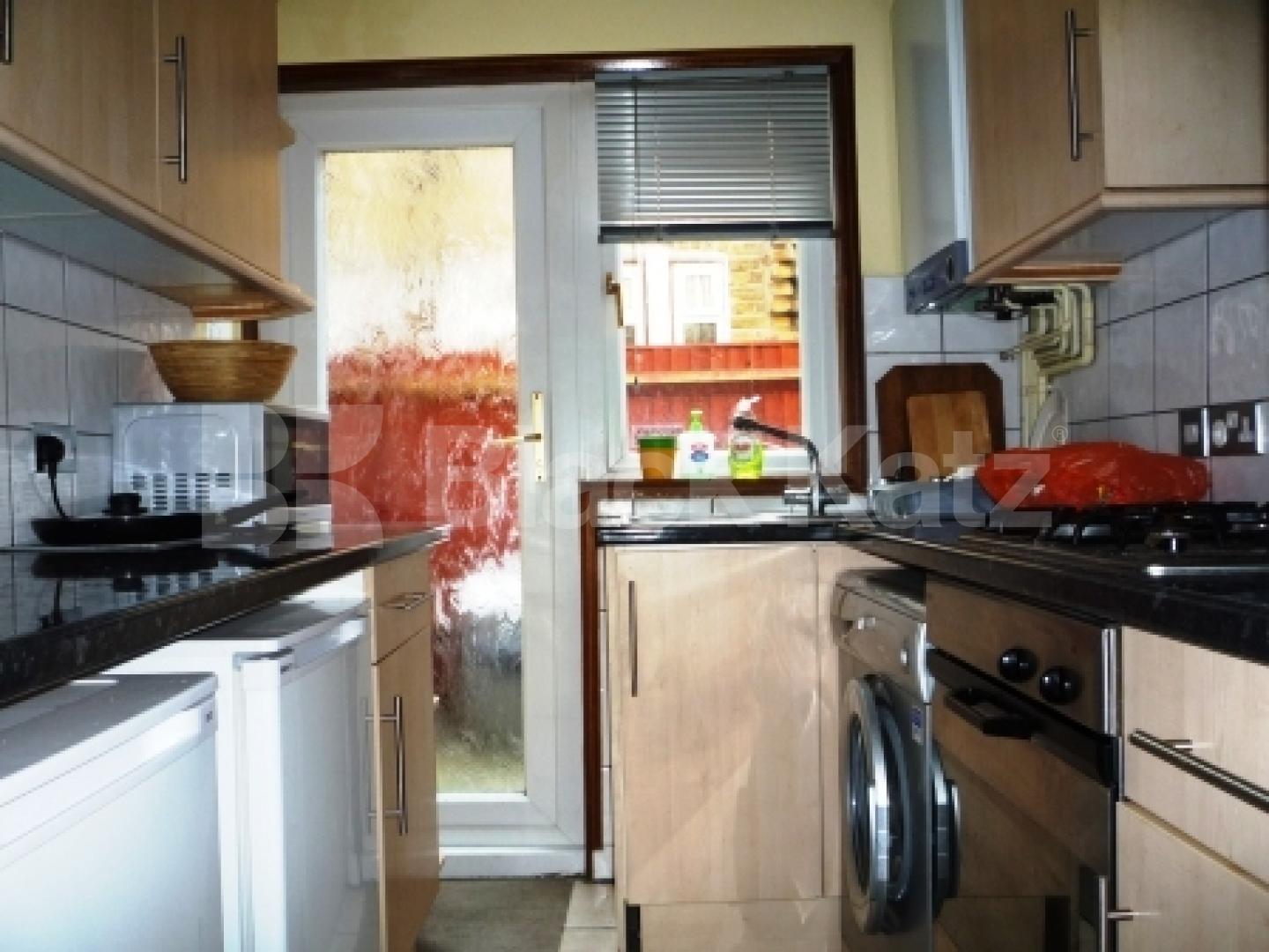			2 Bedroom, 1 bath, 1 reception Flat			 Coleraine Road, TURNPIKE LANE
