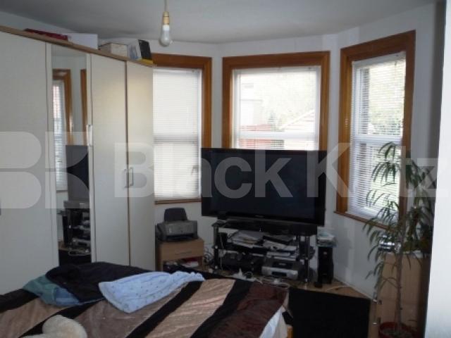 			2 Bedroom, 1 bath, 1 reception Flat			 Coleraine Road, TURNPIKE LANE