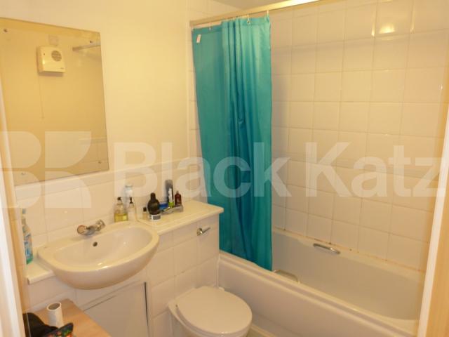 			NEW DEVELOPEMENT, 1 Bedroom, 1 bath, 1 reception Flat			 Bounds Green Road, Bounds Green