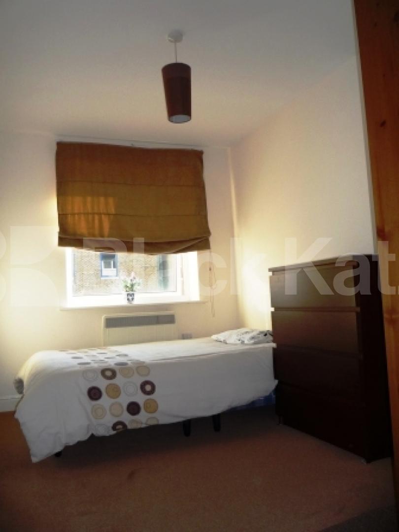 			2 Bedroom, 1 bath, 1 reception Serviced Apartments			 Cline Road, BOUNDS GREEN