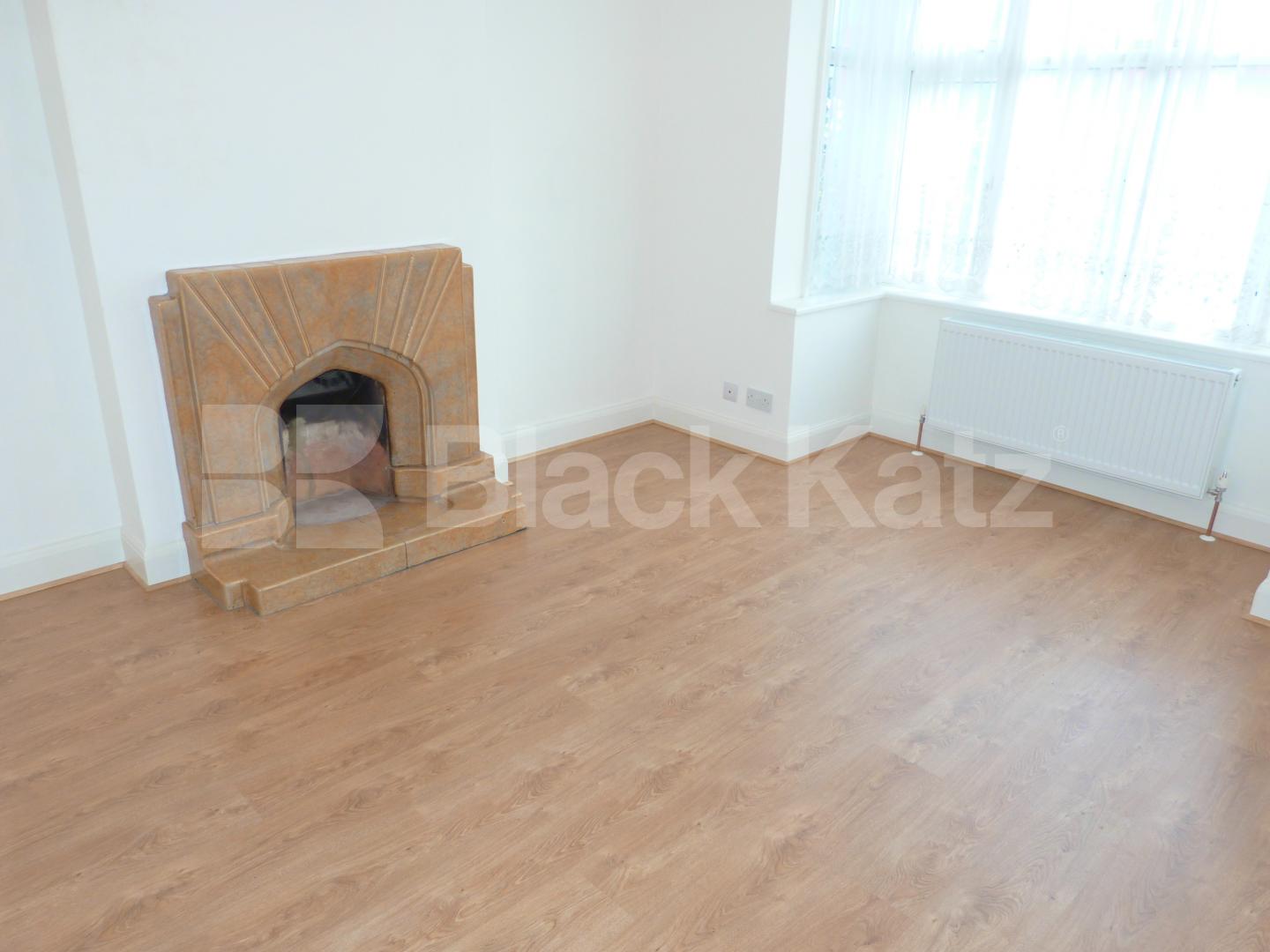 			All Bills Included!, 2 Bedroom, 1 bath, 1 reception Maisonette			 Brookhill Road, New Barnet