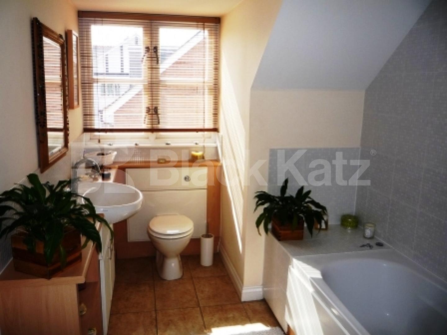 			1 Bedroom, 1 bath, 1 reception Serviced Apartments			 Constable close, FRIERN BARNET