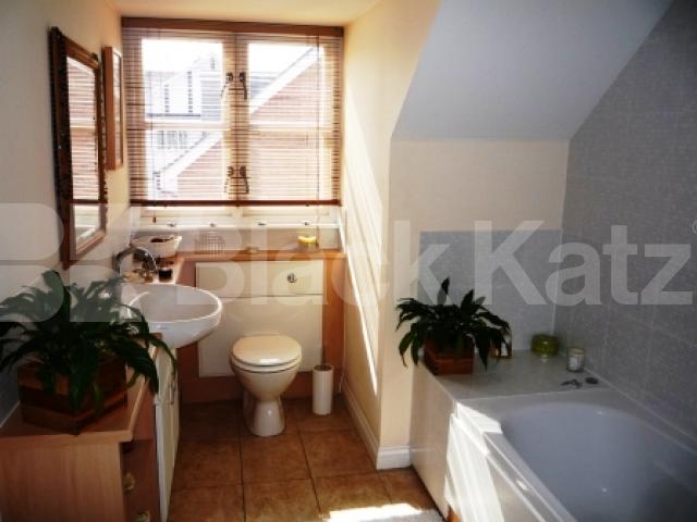 			1 Bedroom, 1 bath, 1 reception Serviced Apartments			 Constable close, FRIERN BARNET