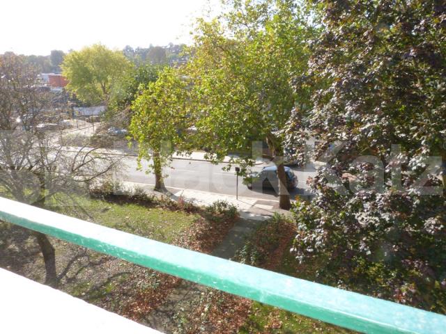 			New Instruction !, 2 Bedroom, 1 bath, 1 reception Flat			 Park Road, Crouch End