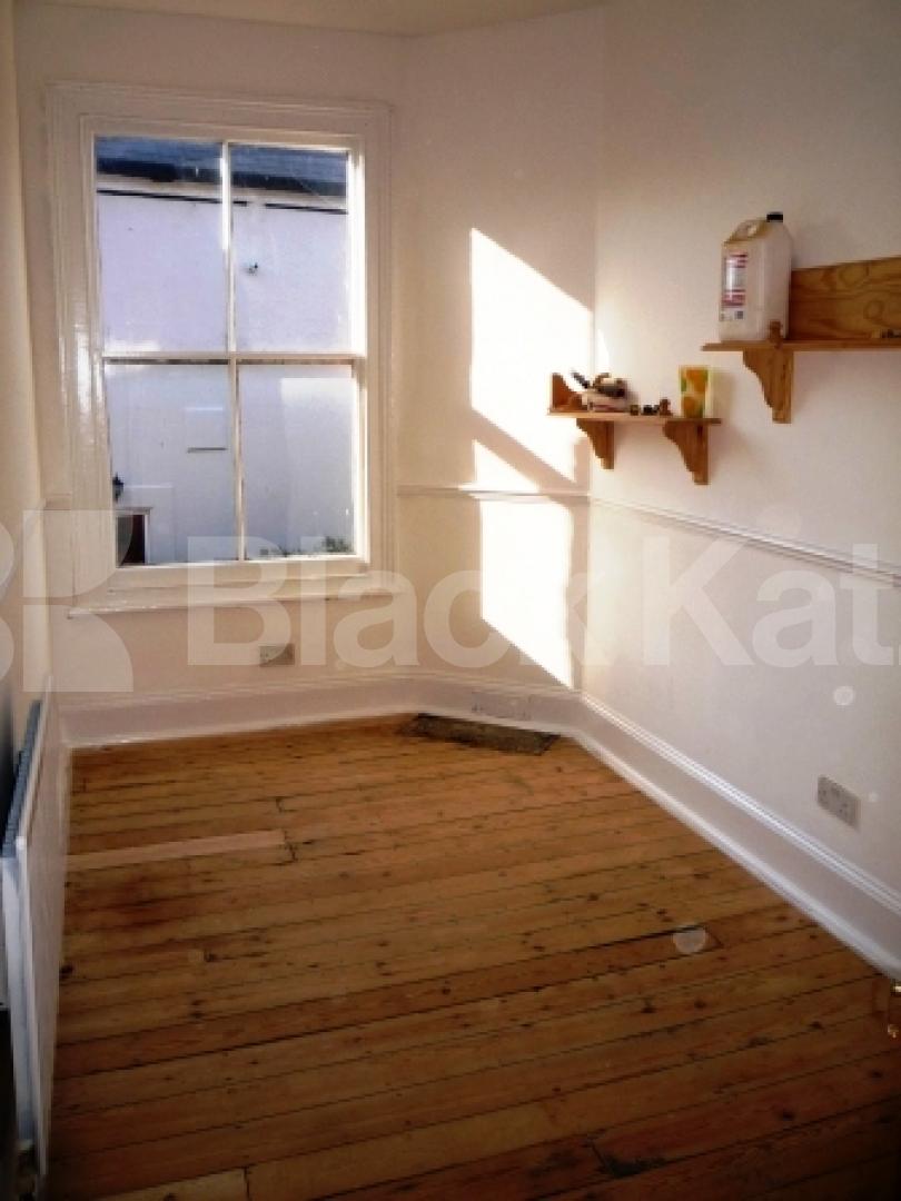 			1 Bedroom, 1 bath, 1 reception Flat			 Carysfort Road, CROUCH END
