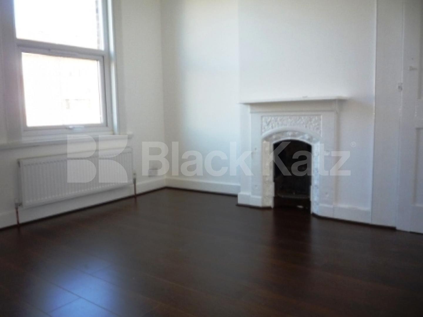 			3 Bedroom, 1 bath, 1 reception Terraced House			 Moselle Avenue, WOOD GREEN