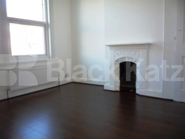 			3 Bedroom, 1 bath, 1 reception Terraced House			 Moselle Avenue, WOOD GREEN