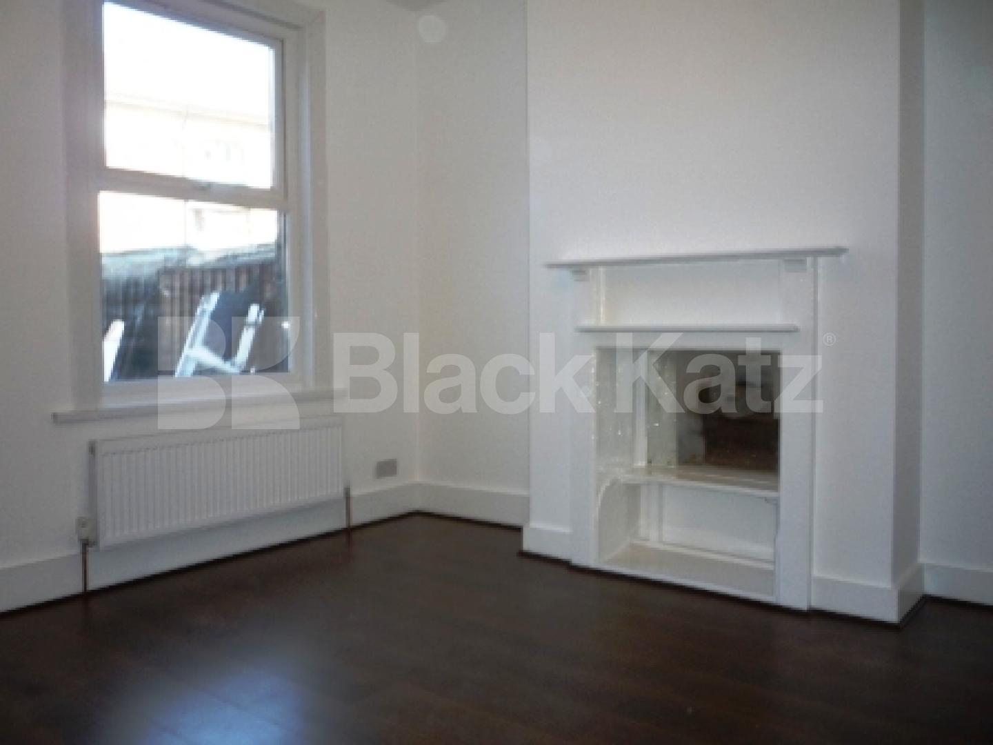 			3 Bedroom, 1 bath, 1 reception Terraced House			 Moselle Avenue, WOOD GREEN