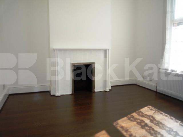 			3 Bedroom, 1 bath, 1 reception Terraced House			 Moselle Avenue, WOOD GREEN