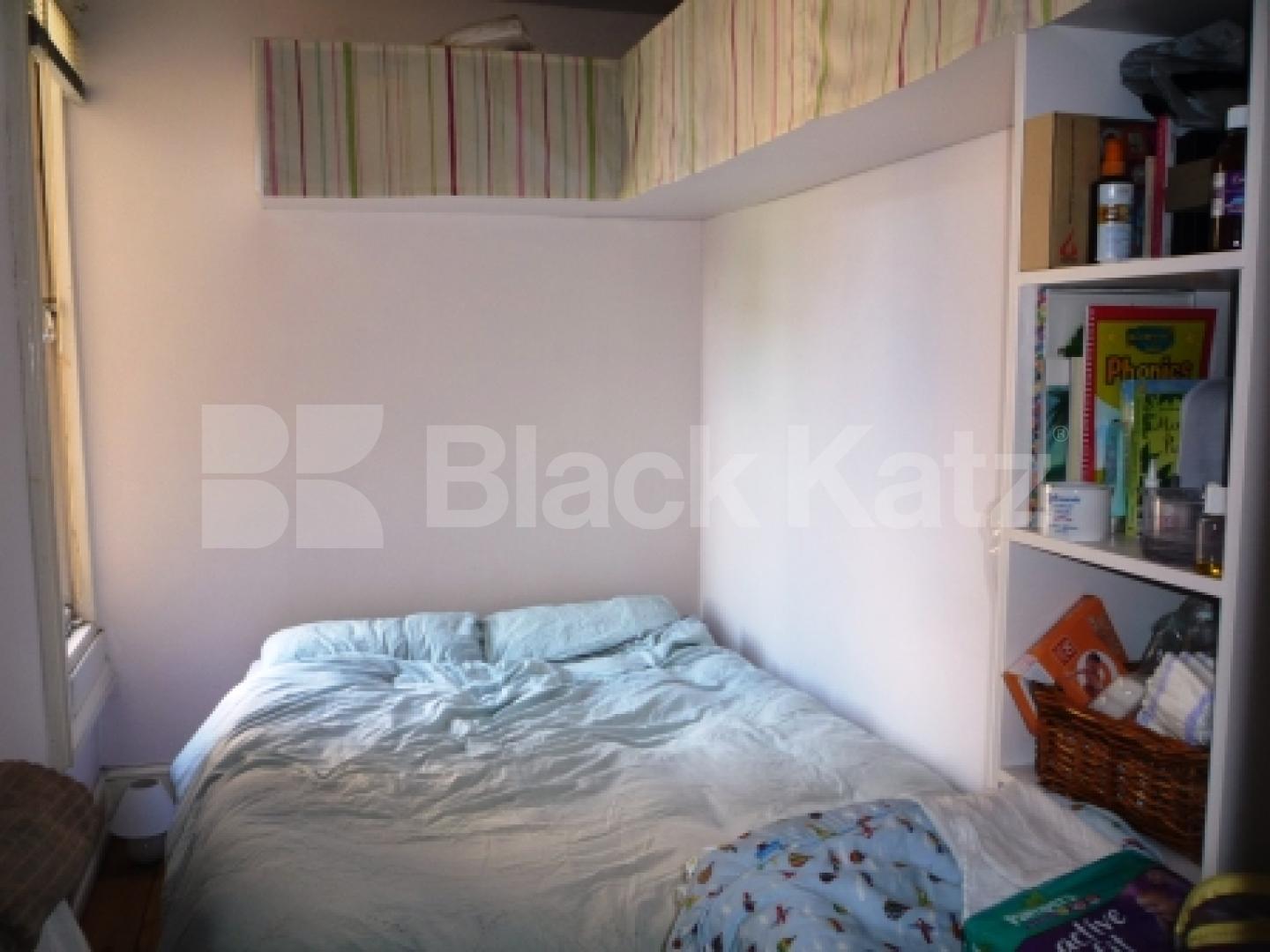 			Wood Floors Throughout !, 2 Bedroom, 1 bath, 1 reception Flat			 Elder Ave, Crouch End