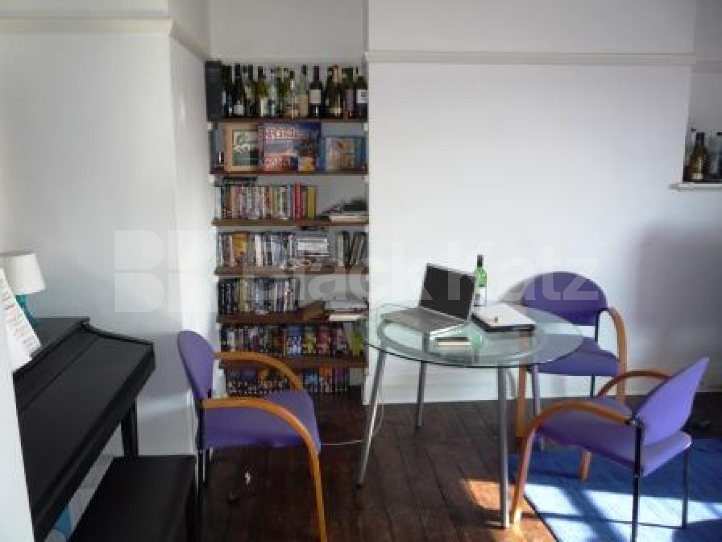 			3 Bedroom, 1 bath, 1 reception Flat			 Elms Avenue, MUSWELL HILL