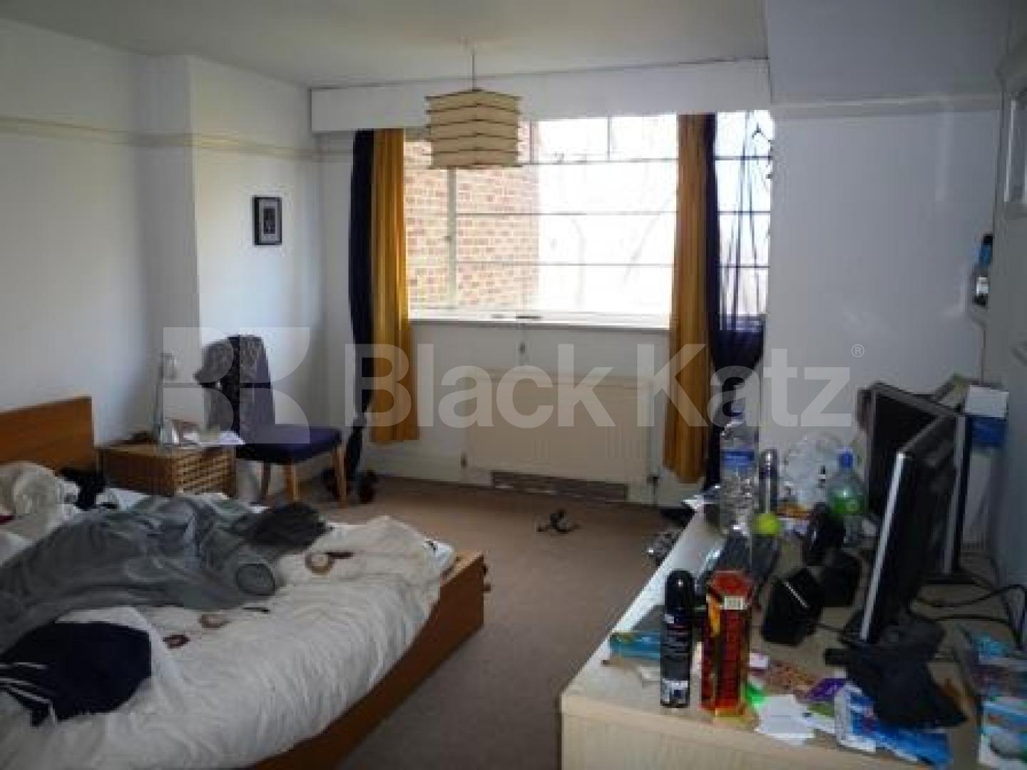 			3 Bedroom, 1 bath, 1 reception Flat			 Elms Avenue, MUSWELL HILL