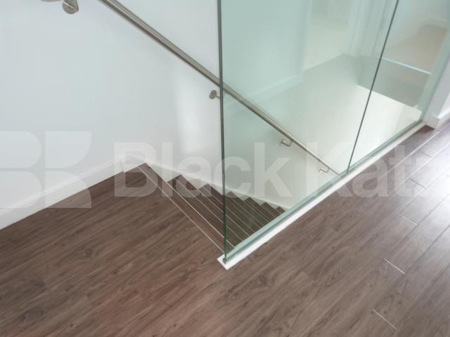 			A Must See Townhouse in Private Gated Mews !, 2 Bedroom, 1 bath, 1 reception Mews House			 Kingsgate Mews, Crouch End