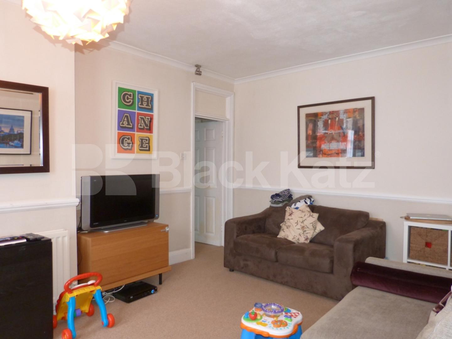 			2 Bedroom, 1 bath, 1 reception Flat			 Bourne Road, CROUCH END