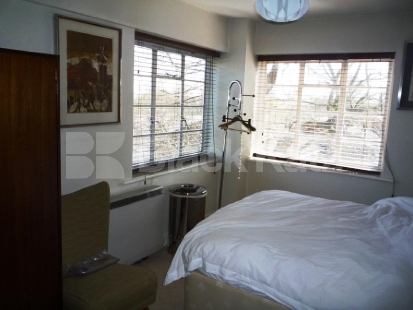 			1 MONTH DEPOSIT, 2 Bedroom, 1 bath, 1 reception Serviced Apartments			 Hornsey Lane, HIGHGATE