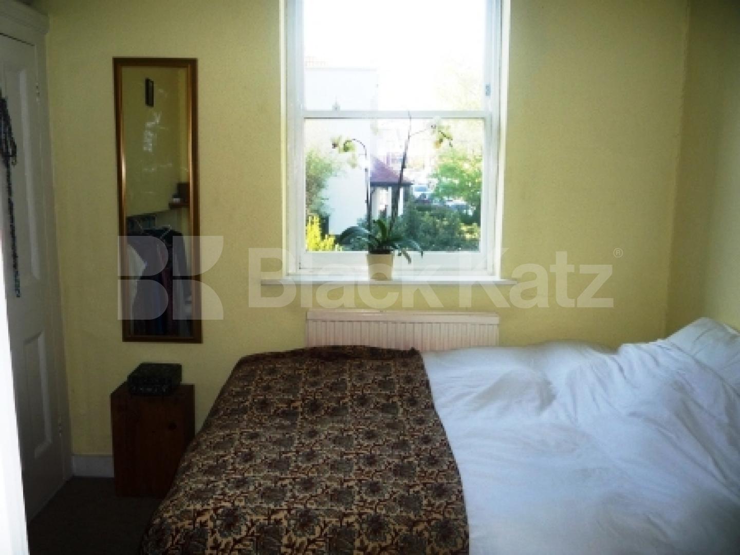 			1 Bedroom, 1 bath, 1 reception Flat			 Crouch Hall Road, CROUCH END