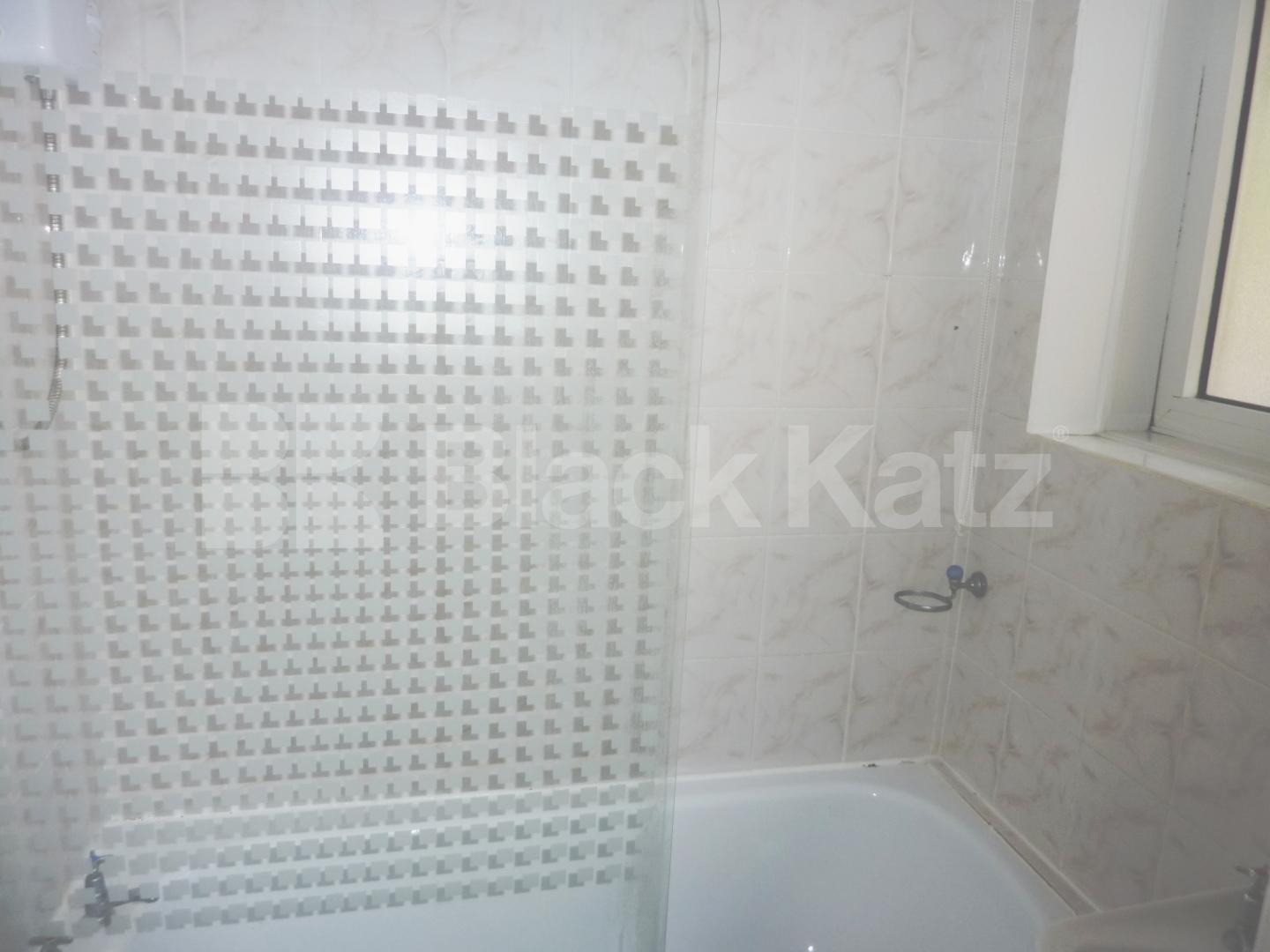 			NEW INSTRUCTION / AVAILABLE NOW / PERFECT FOR STUDENTS, 1 Bedroom, 1 bath, 1 reception Flat			 Hampstead road, Mornington crescent / Euston