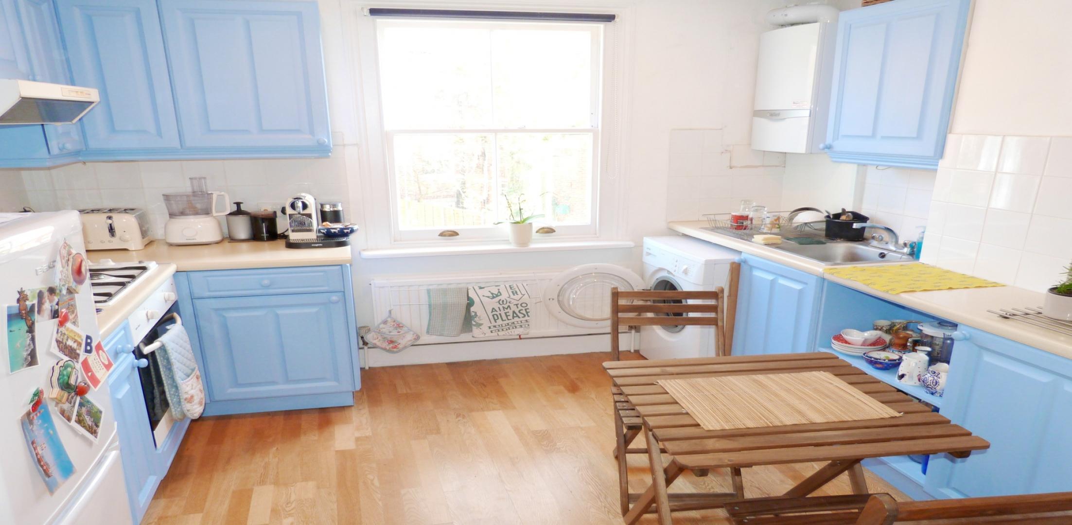 			1 Bedroom, 1 bath, 1 reception Apartment			 Kingdon Road , WEST HAMPSTEAD