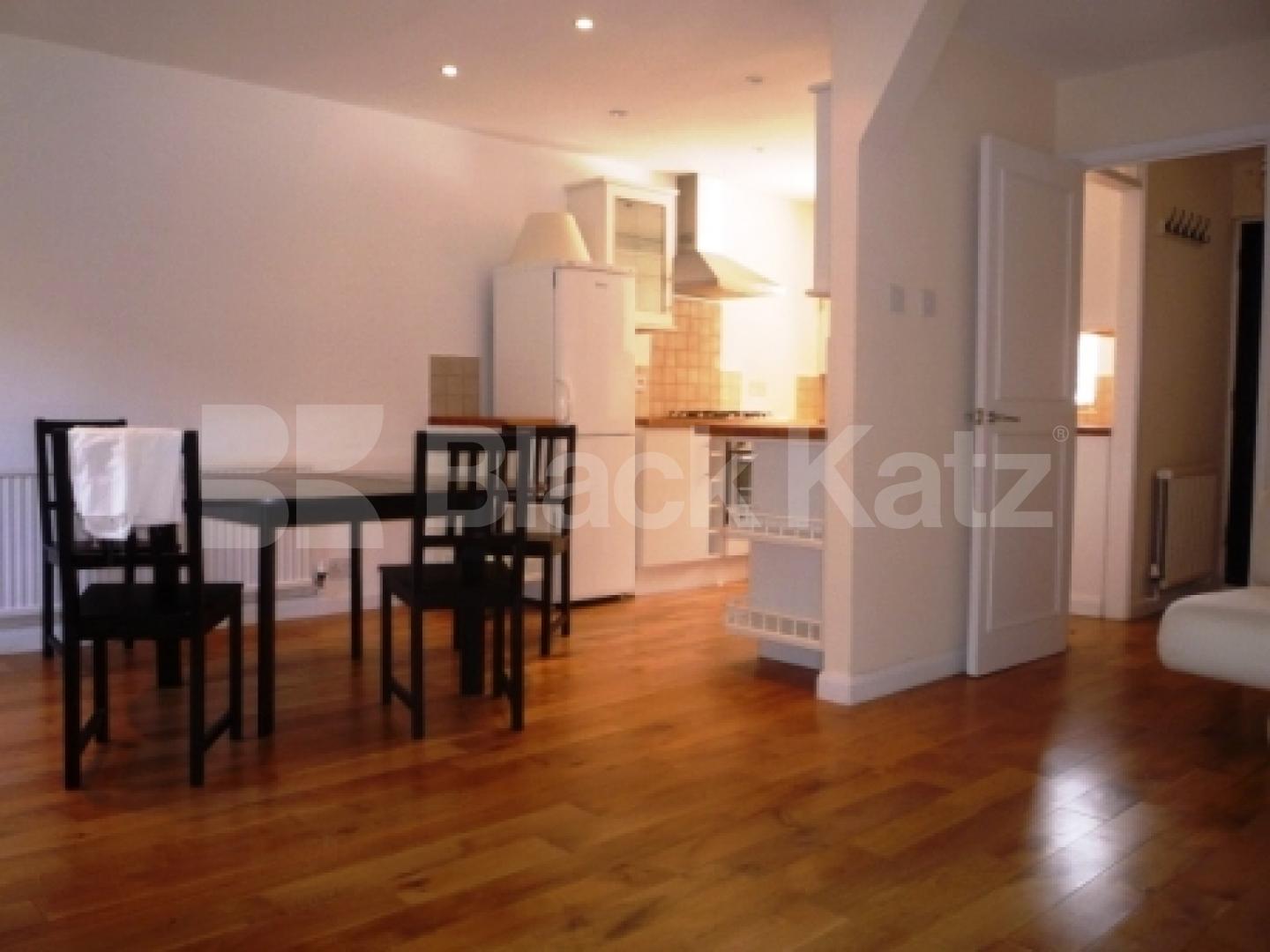 			2 Bedroom, 1 bath, 1 reception Semi-Detached House			 Highgate, HIGHGATE
