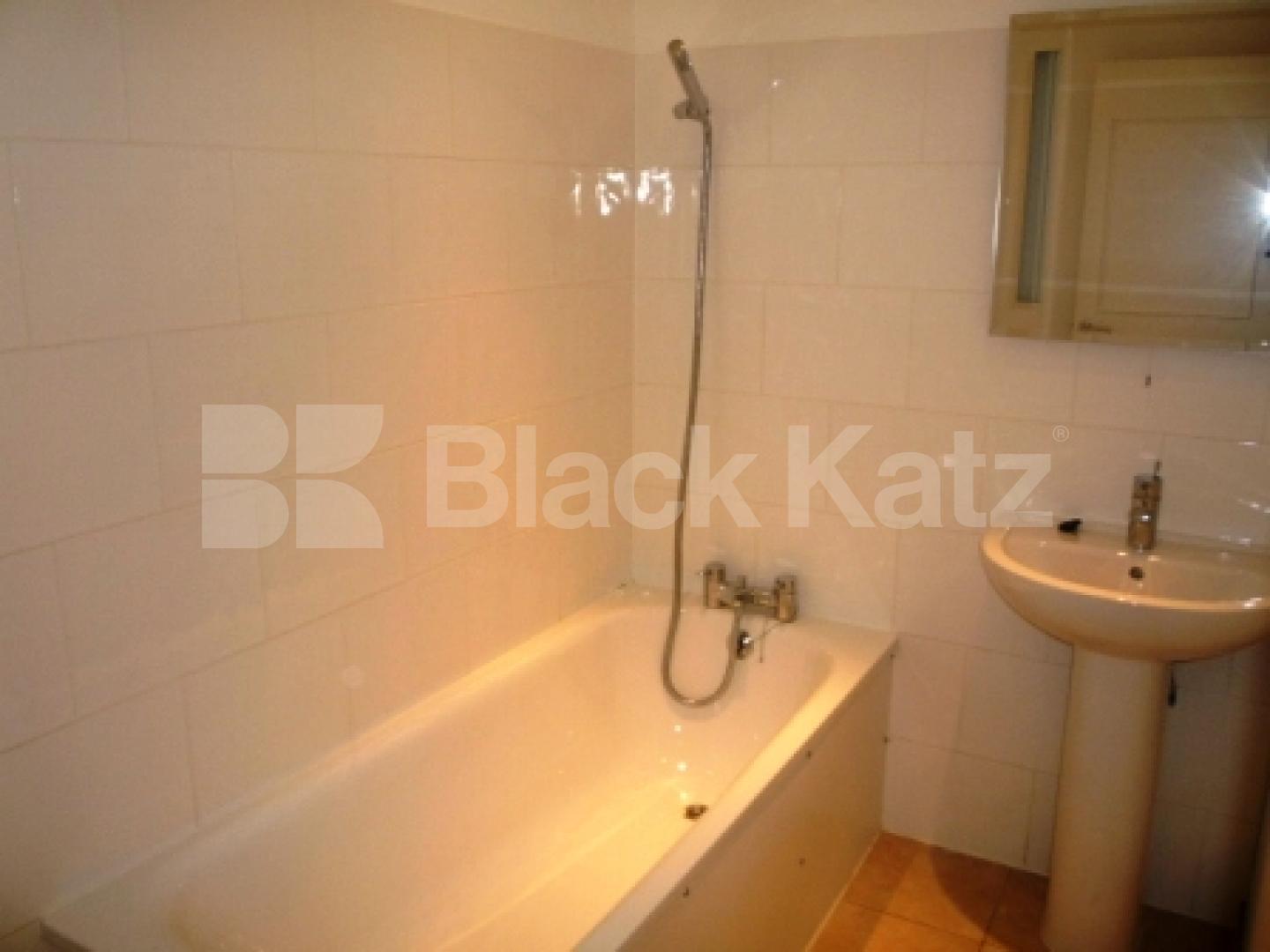 			2 Bedroom, 1 bath, 1 reception Semi-Detached House			 Highgate, HIGHGATE